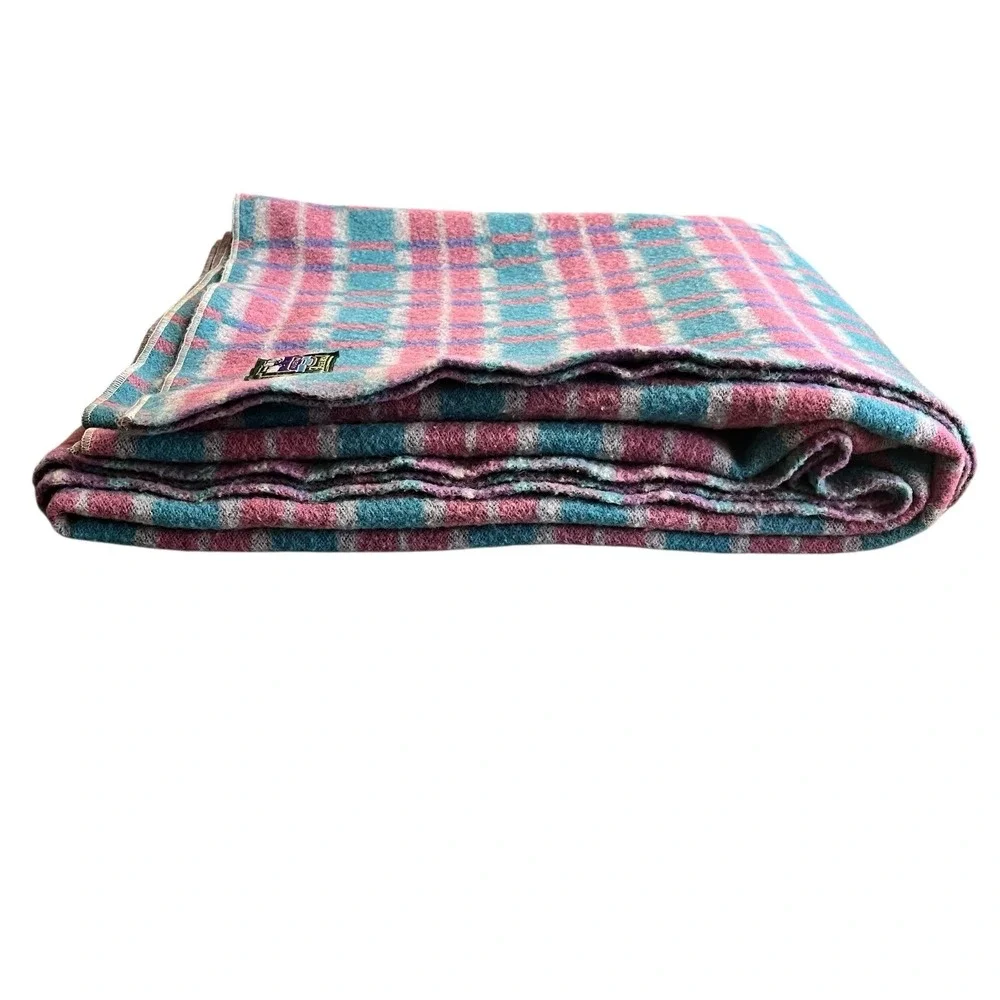 Vintage Traverse Bay Woolen Co Wool Blanket 56x81 Plaid Pink Aqua‎ Purple USA